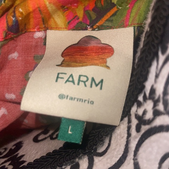 Farm Rio Hawaiian front tied shirt - Picture 5 of 5